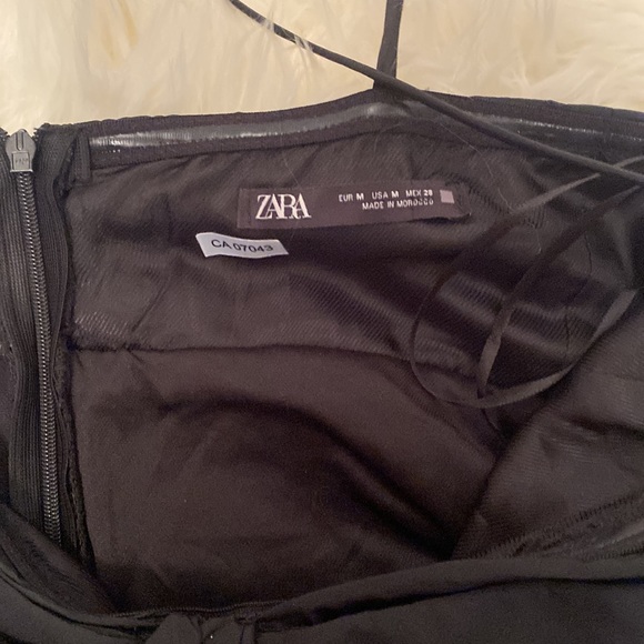 Zara sequence with bow dress - Picture 2 of 2